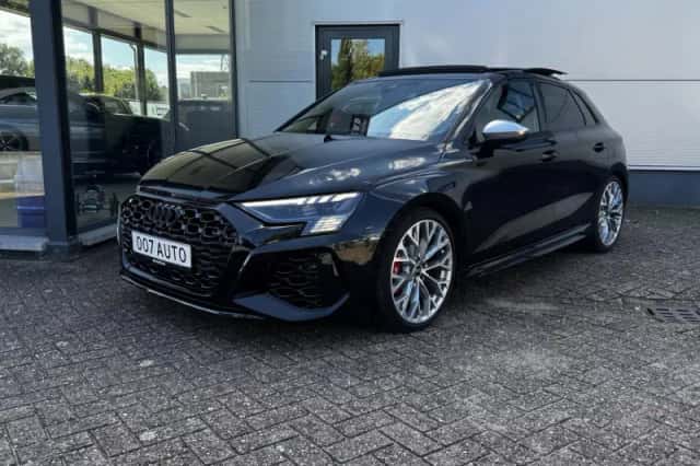 Audi RS 3 Sportback (2024) thumbnail 1