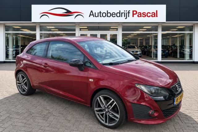 SEAT Ibiza (2010) thumbnail 5