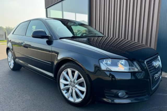 Audi A3 (2009) thumbnail 2
