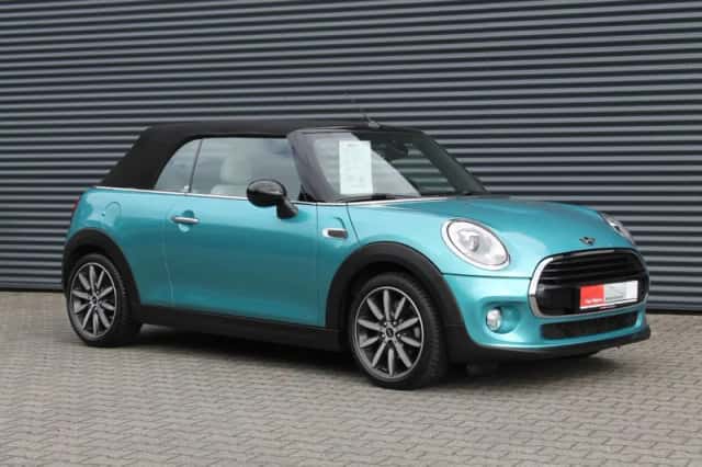 MINI Cooper (2016) thumbnail 2
