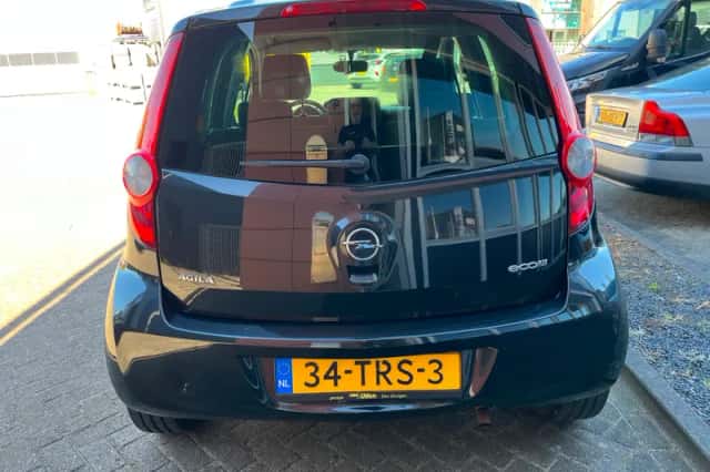 Opel Agila (2012) thumbnail 3