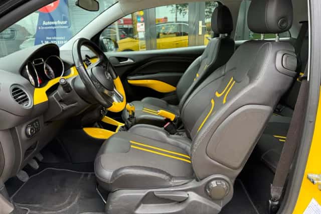 Opel Adam (2013) thumbnail 5