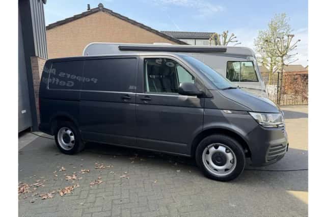 Volkswagen Transporter (2020) thumbnail 2