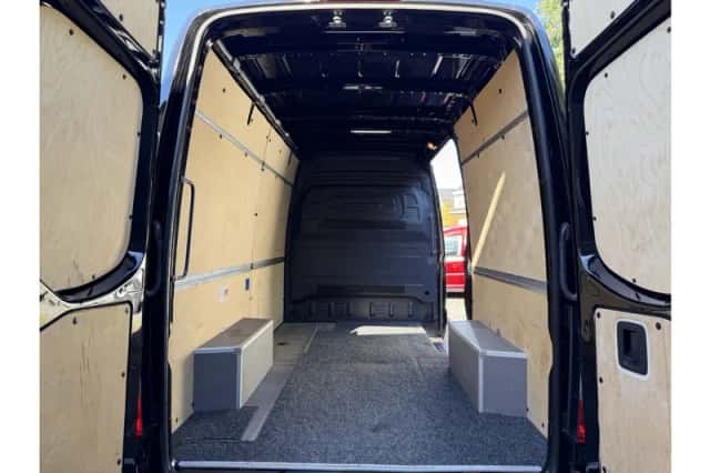 Mercedes-Benz Sprinter (2022) thumbnail 5