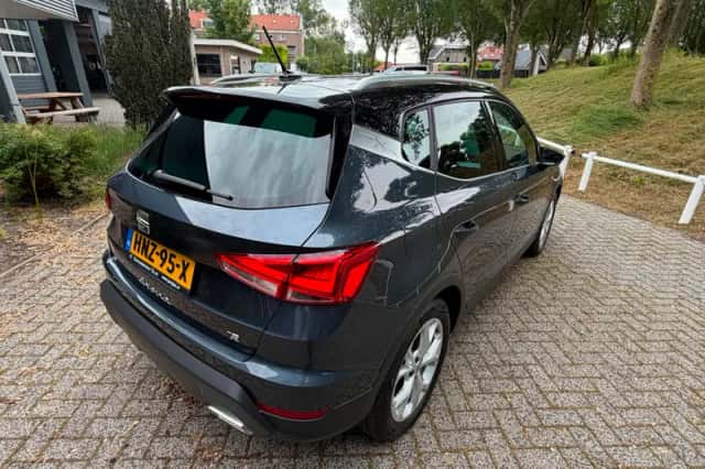 SEAT Arona (2024) thumbnail 6
