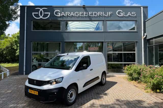Peugeot Partner (2022) thumbnail 1