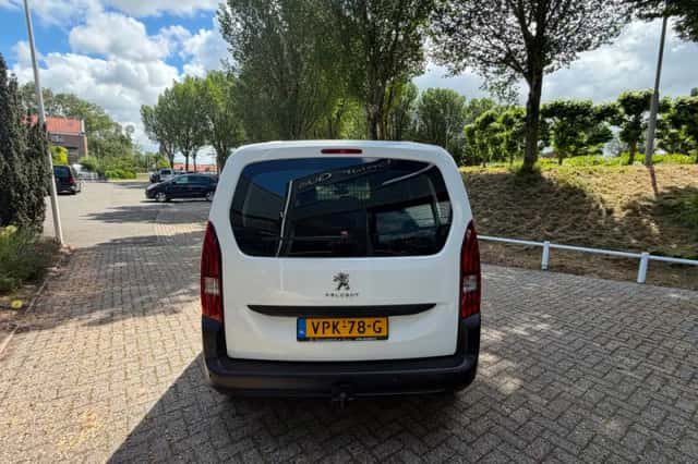 Peugeot Partner (2022) thumbnail 6