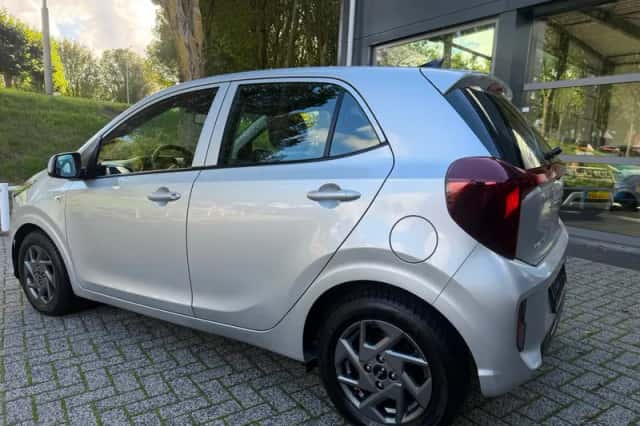 Kia Picanto (2025) thumbnail 5