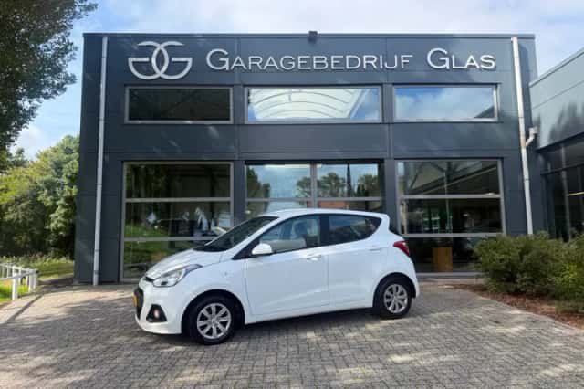Hyundai i10 (2016) thumbnail 1