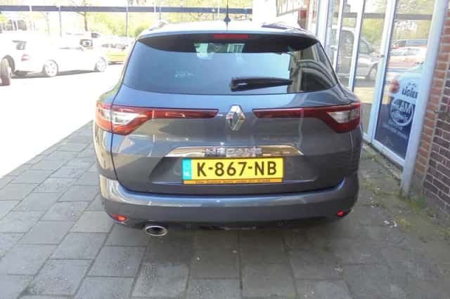 Renault Mégane (2019) thumbnail 4