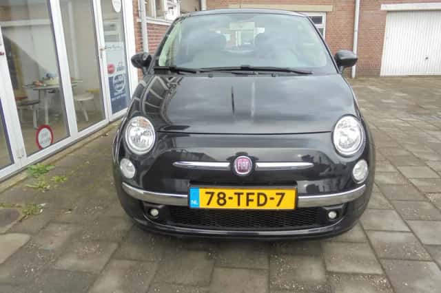 Fiat 500 (2011) thumbnail 2