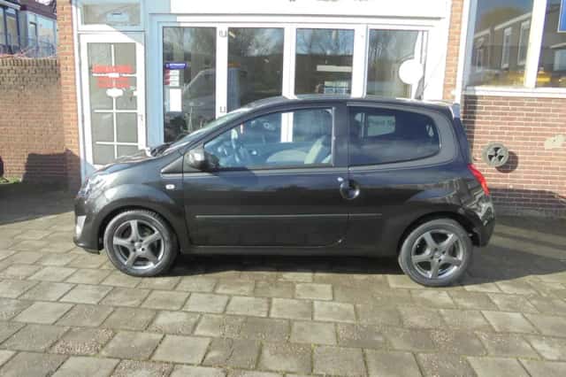 Renault Twingo (2011) thumbnail 3