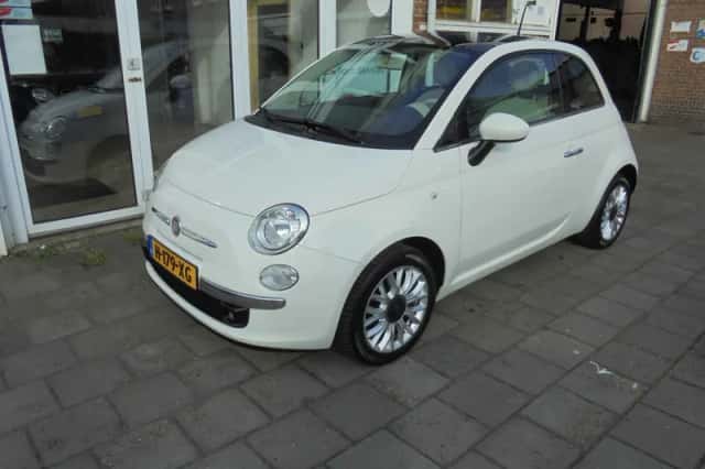Fiat 500 (2014) thumbnail 1