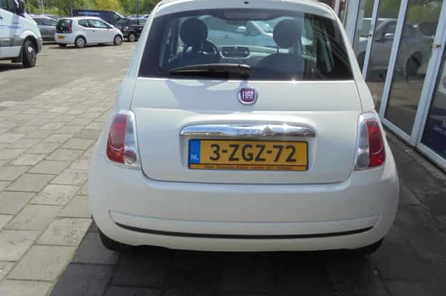 Fiat 500 (2014) thumbnail 5