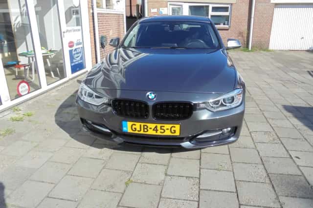 BMW 3-Serie (2014) thumbnail 2