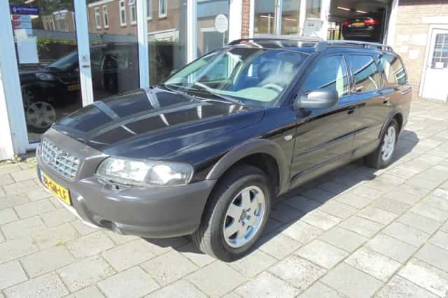 Volvo V70 (2001) thumbnail 1