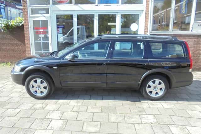 Volvo V70 (2001) thumbnail 3