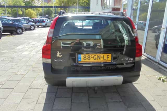 Volvo V70 (2001) thumbnail 5