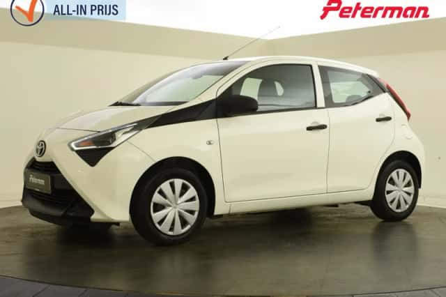 Toyota Aygo (2020) thumbnail 1