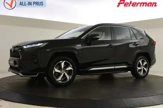 Toyota RAV4 (2022) thumbnail 1