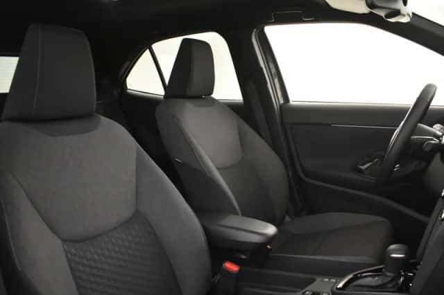 Toyota Yaris Cross (2026) thumbnail 3