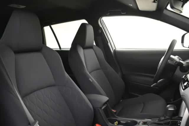 Toyota Corolla Cross (2025) thumbnail 3