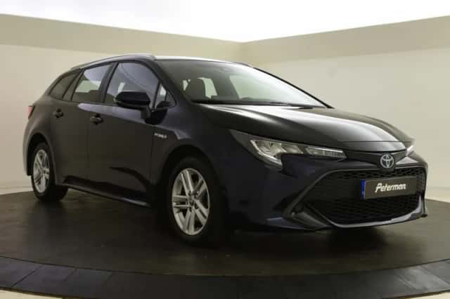 Toyota Corolla (2021) thumbnail 2