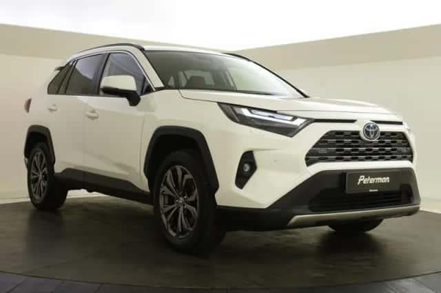 Toyota RAV4 (2024) thumbnail 2