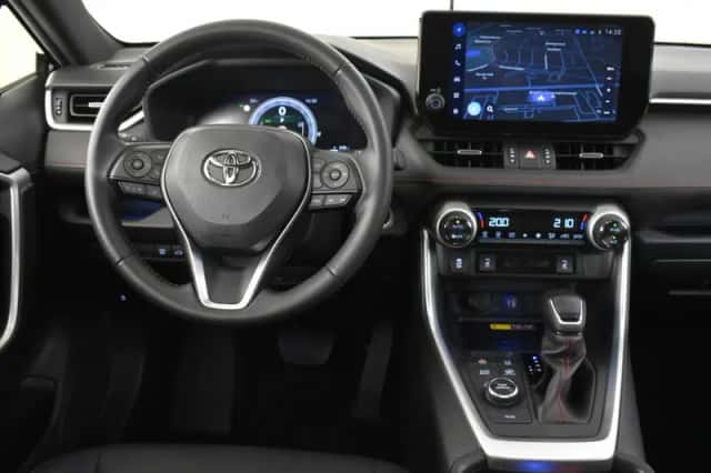 Toyota RAV4 (2023) thumbnail 6
