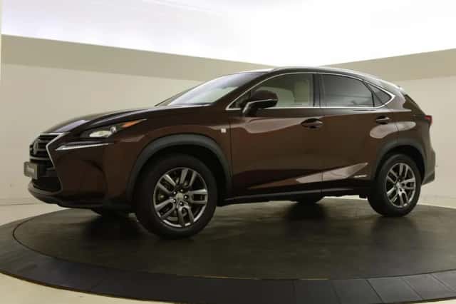 Lexus NX (2016) thumbnail 5