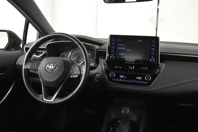Toyota Corolla (2021) thumbnail 4