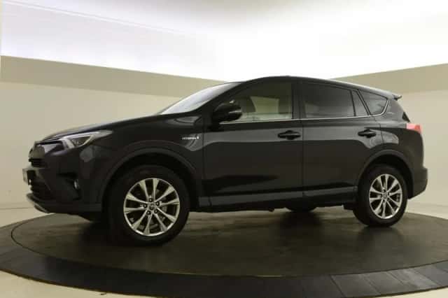 Toyota RAV4 (2018) thumbnail 5