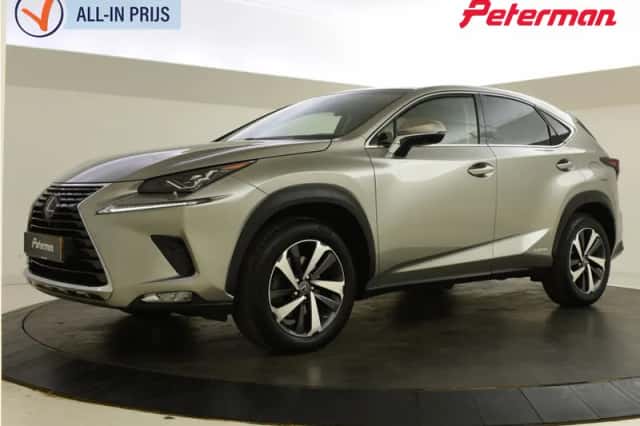 Lexus NX (2018) thumbnail 1