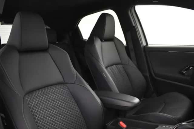 Toyota Yaris (2024) thumbnail 4