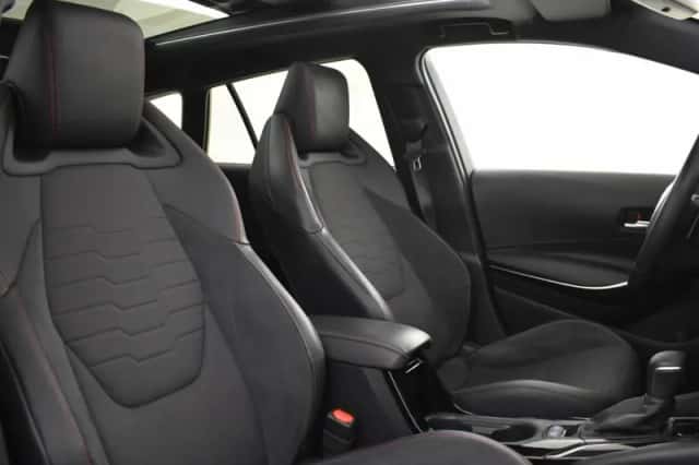 Toyota Corolla (2019) thumbnail 4