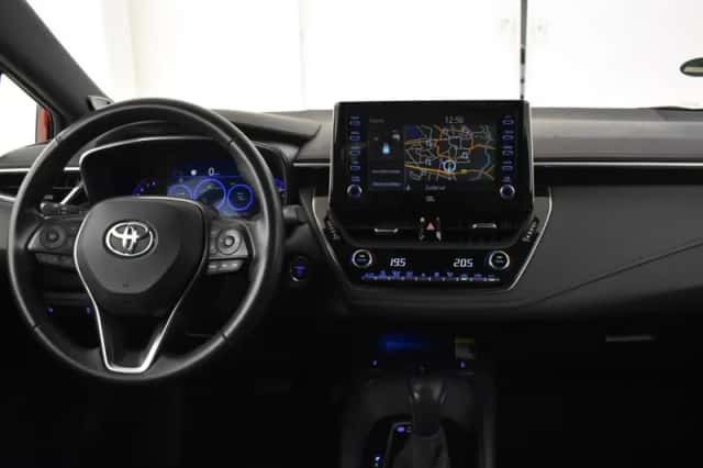 Toyota Corolla (2019) thumbnail 3