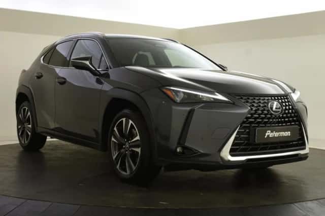 Lexus UX (2025) thumbnail 6