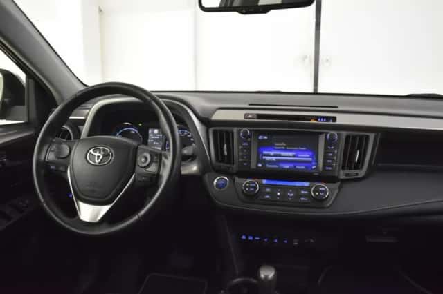 Toyota RAV4 (2018) thumbnail 4
