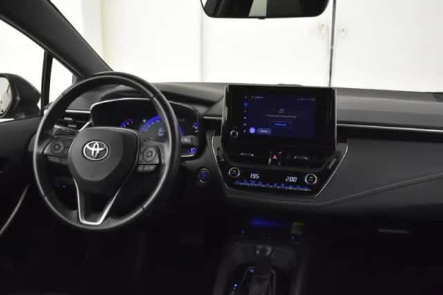 Toyota Corolla (2023) thumbnail 4
