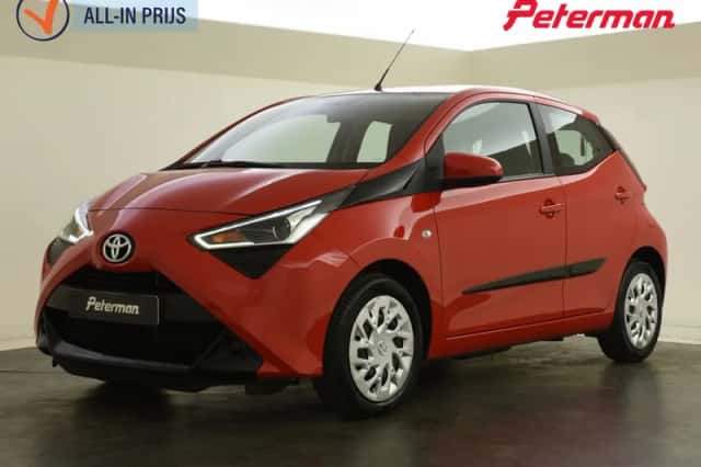 Toyota Aygo (2021) thumbnail 1