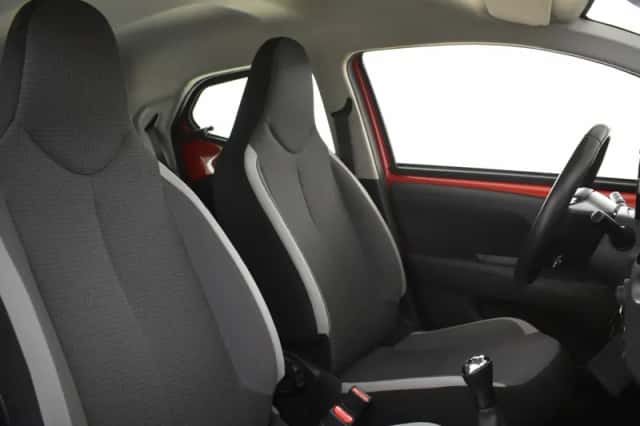 Toyota Aygo (2021) thumbnail 3