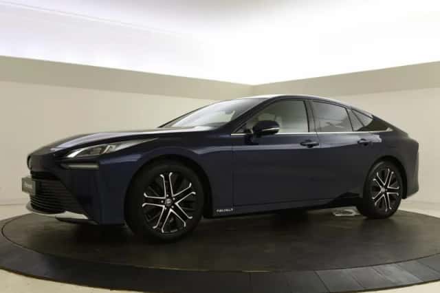 Toyota Mirai (2021) thumbnail 5