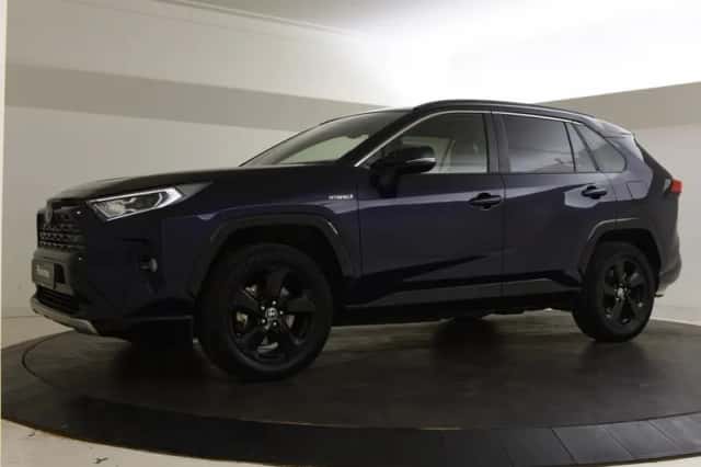Toyota RAV4 (2022) thumbnail 5