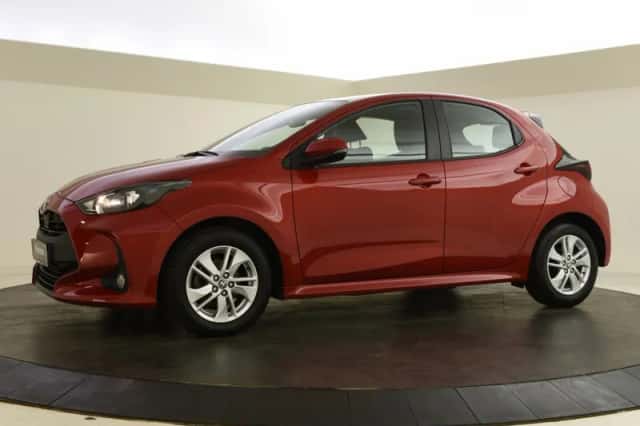 Toyota Yaris (2023) thumbnail 6