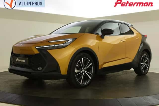 Toyota C-HR (2024) thumbnail 1