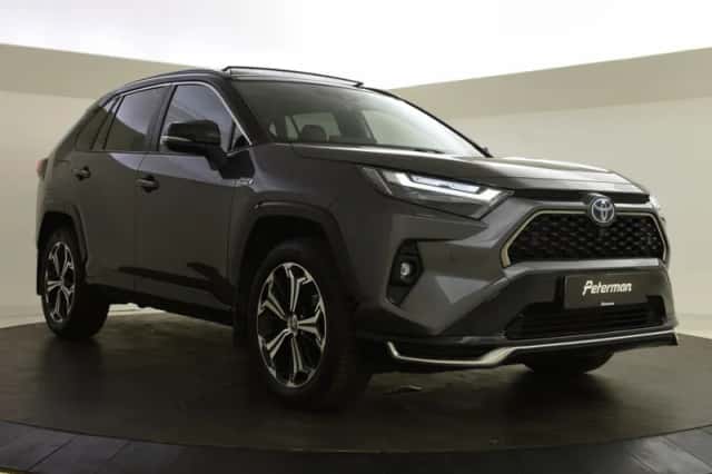 Toyota RAV4 (2024) thumbnail 2