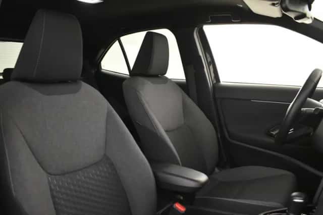 Toyota Yaris Cross (2025) thumbnail 3