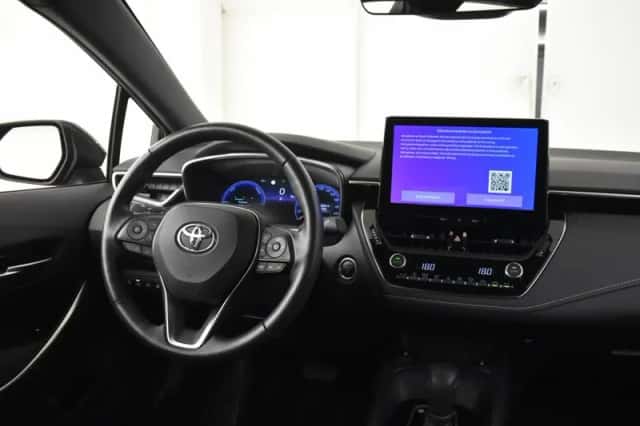 Toyota Corolla (2024) thumbnail 4