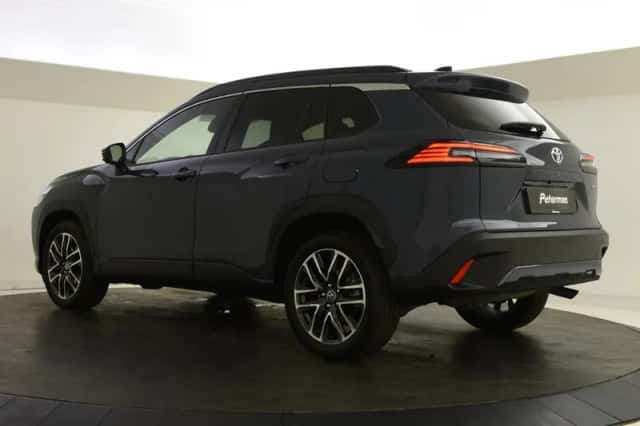 Toyota Corolla Cross (2025) thumbnail 6
