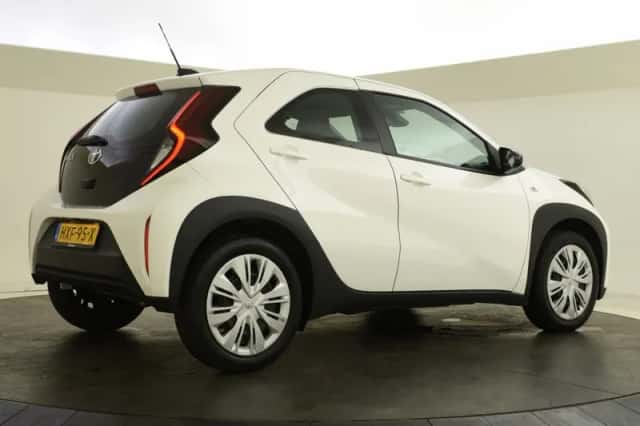 Toyota Aygo (2025) thumbnail 2